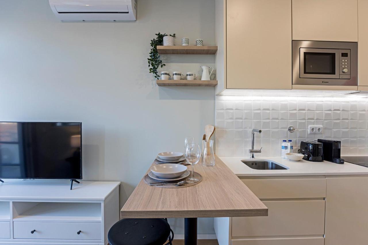 31 Janeiro 157 - Charming 1Br Flat W/ Ac & Balcony By Lovelystay بورتو المظهر الخارجي الصورة