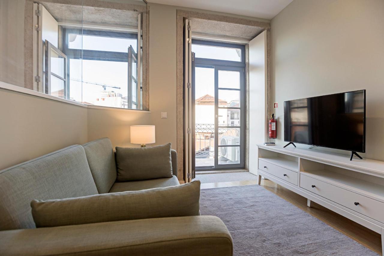 31 Janeiro 157 - Charming 1Br Flat W/ Ac & Balcony By Lovelystay بورتو المظهر الخارجي الصورة