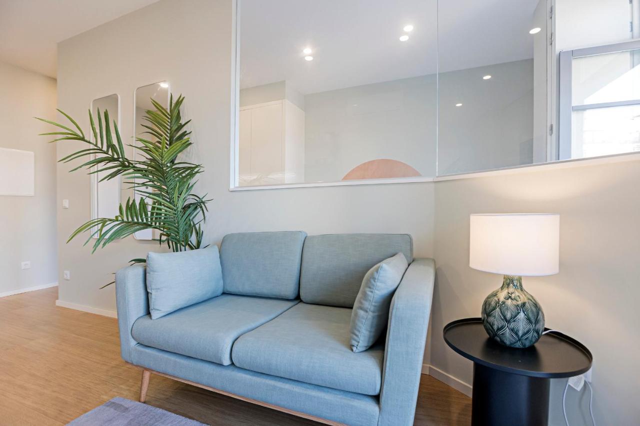 31 Janeiro 157 - Charming 1Br Flat W/ Ac & Balcony By Lovelystay بورتو المظهر الخارجي الصورة